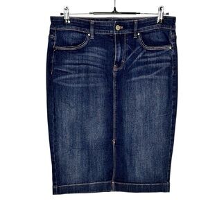 White House Black Market jeans skirt with front walking slit.  Size: 8